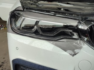 Тонировка и защита оптики автомобиля BMW