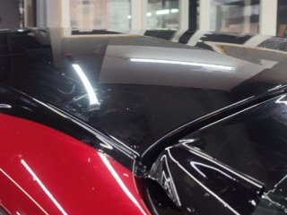 Обтяжка крыши Camaro в черный глянец