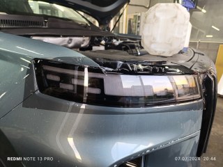 Тонирование оптики полиуретаном на китайском авто