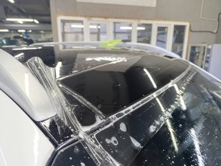 Бронирование панорамной крыши Kia Sportage полиуретаном