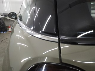 Антихром и спортивные полосы на Mini Cooper